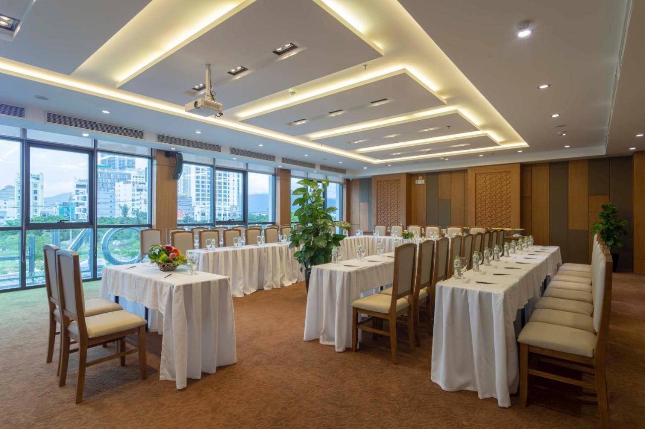 Pavilion Hotel Da Nang Dış mekan fotoğraf